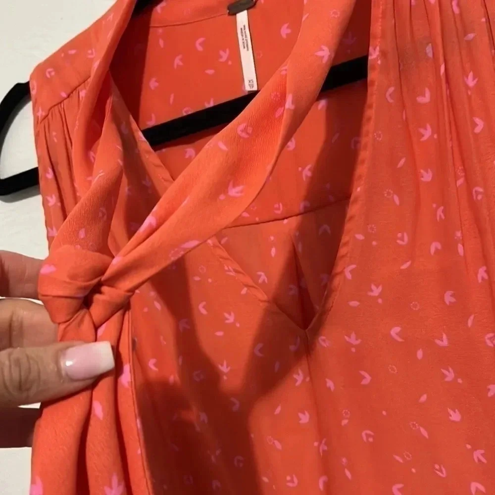 Free People women’s Coral printed Tie Front Sleeveless Blouse XS